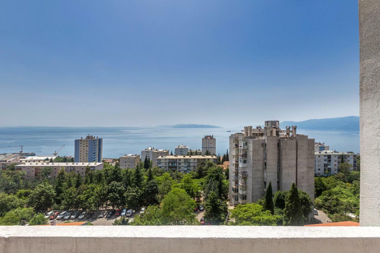 Apartment Lucky 1 Rijeka Exterior photo